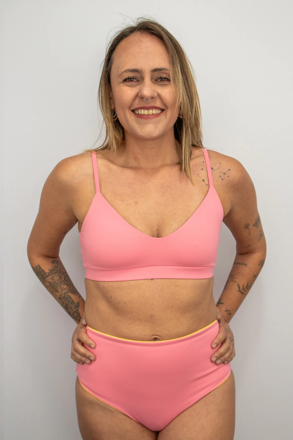 HOT PANTS ILHA BELA DUPLA FACE - AMARELO/ROSA