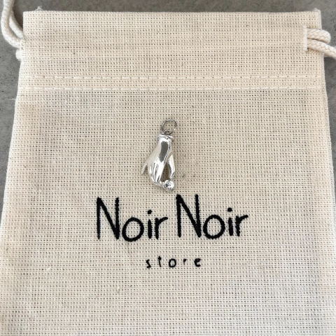 Pingente Mão Vitoriana