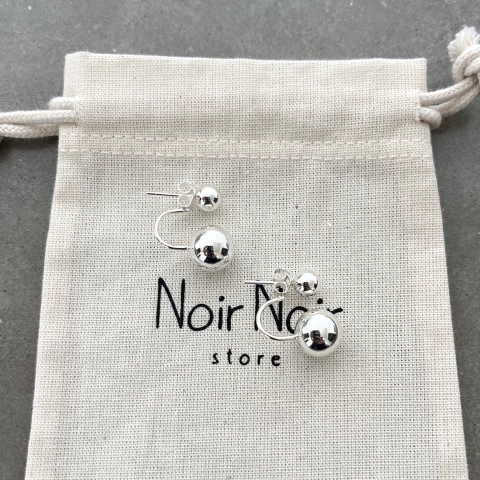 Brincos Duas Bolas - comprar online