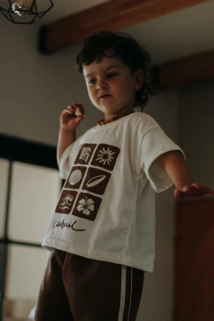 Imagen de KIDS: Remera La Mar (Marrón)