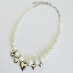 Collar Bianca en internet