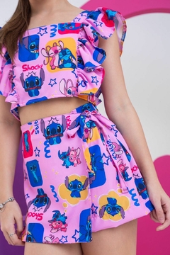 Imagem do Conjunto Short Saia Maiara - Stitch Rosa