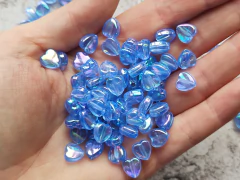 Corazón plástico AZUL con tornasol x 10 gramos - comprar online