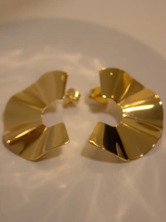 Imagem do BRINCOS LUÁ BANHO OURO