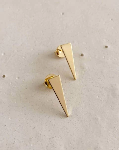 BRINCO TRIÂNGULO BANHO OURO - comprar online