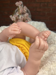 Boneca Bebê Reborn Princesa Morena Muito Linda e Realista na internet