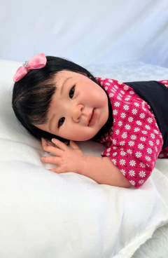 Bebê Reborn Japonesa Muito Fofa Realista com Enxoval - Mundo Azul e Rosa