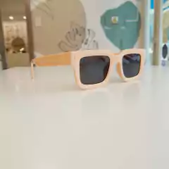 Imagen de LENTES DE SOL BCN - DIMPLES