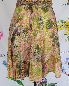 Vestido Boho Chic Curto com Estampa Floral Indiana - Hippie e Boho