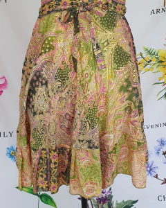 Vestido Boho Chic Curto com Estampa Floral Indiana - Hippie e Boho