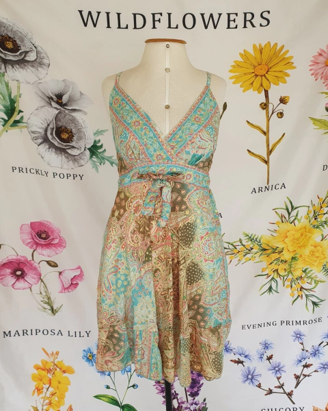 Vestido Feminino Curto Estilo Boho Floral com Alcinha