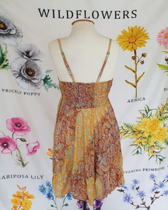 Vestido Indiano Curto Decote V com Estilo Boho Hippie
