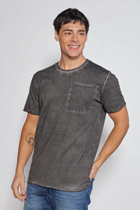 REMERA ROBE