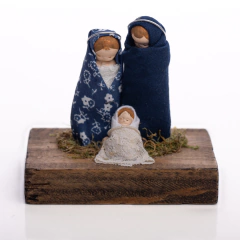 Pesebre con base de madera