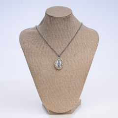 Conjunto medalla bordada simple - comprar online