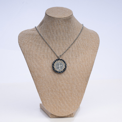 Conjunto medalla bordada doble en internet