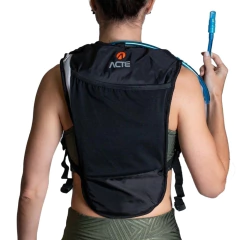 MOCHILA DE HIRATAÇÃO ADVENTURE 2L PRETO E CINZA ACTE