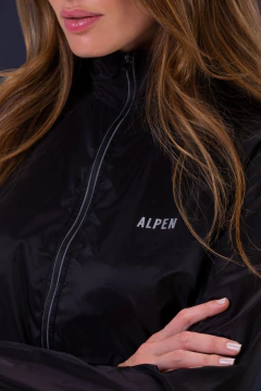 JAQUETA FEMININA CORTA VENTO ULTRALIGHT PRO PRETO 2075018107PR01 ALPEN - Terratop Aventura
