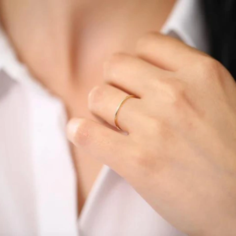 Anel Cilíndrico - Ouro amarelo 18k