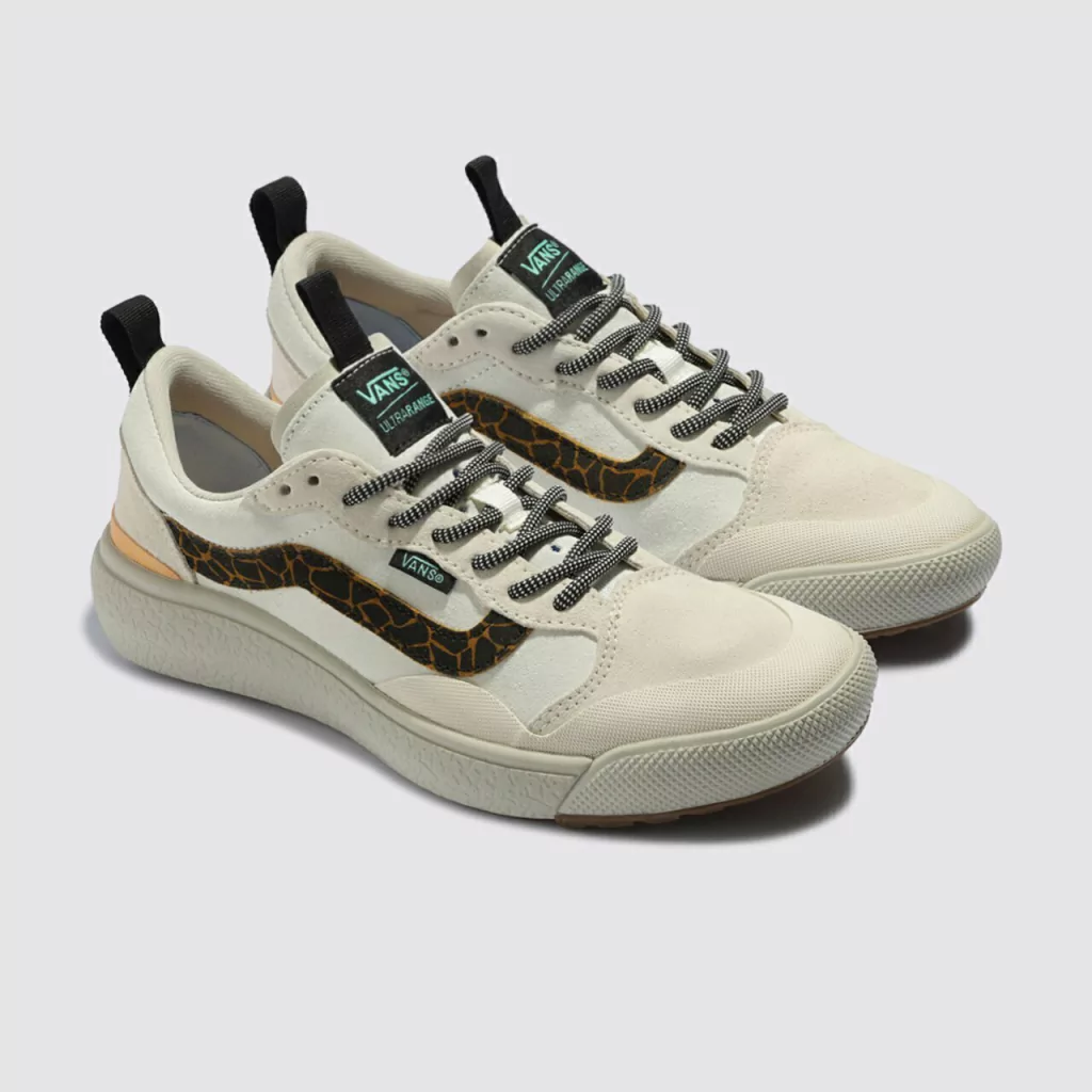 Tênis VANS Ultrarange Exo Se Giraffe White Multi