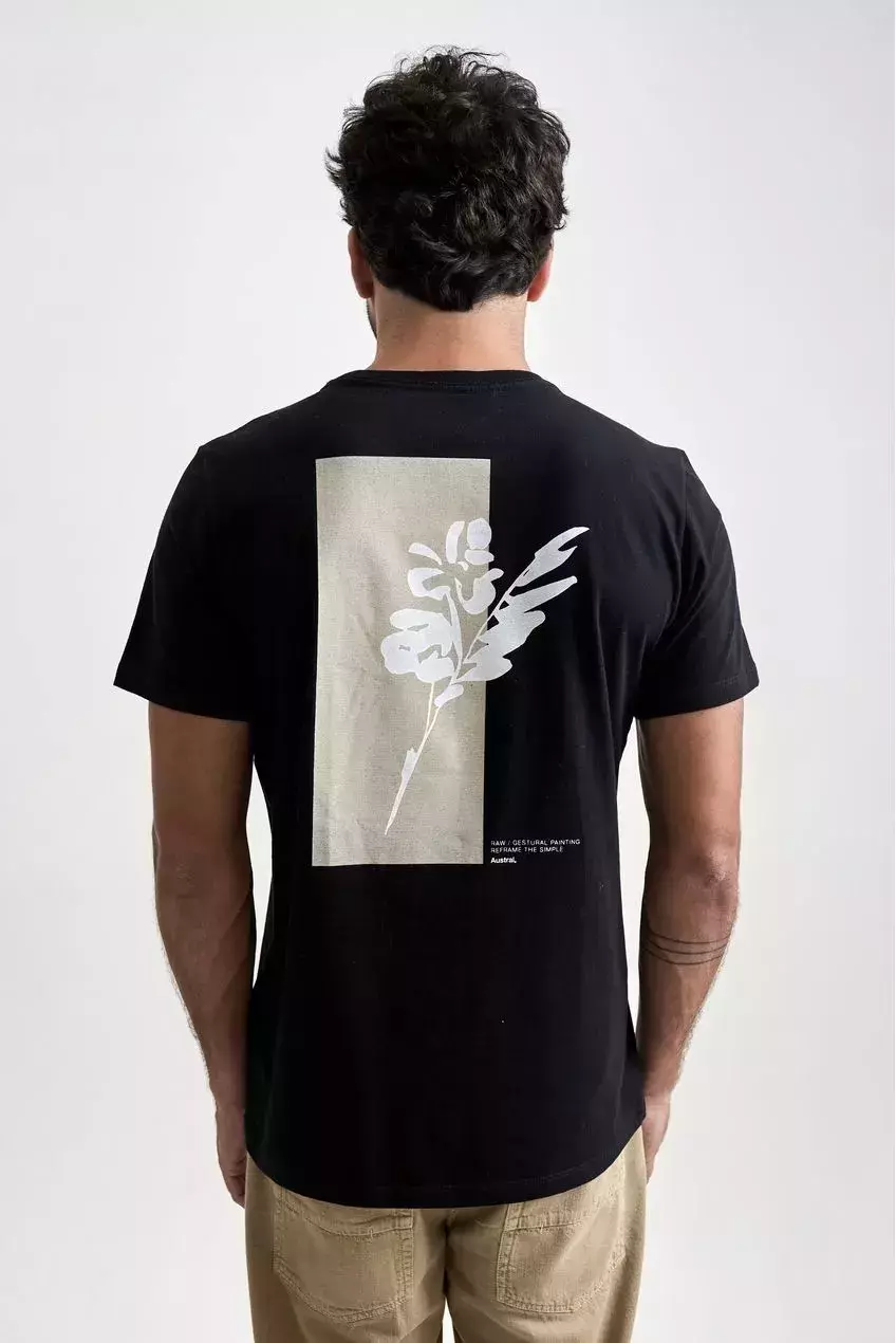 Camiseta Austral Reframe Preto