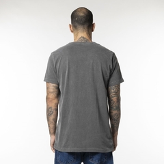 Camiseta Rvca Text Spec Preto Estonado - comprar online