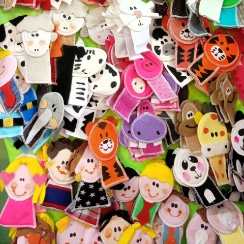 Títeres de dedo - Claudia