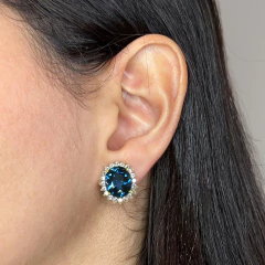 Brinco Prata 925 Oval G Topázios London e Topázios Incolores na internet