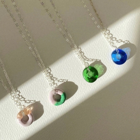 Collar Blew plateado