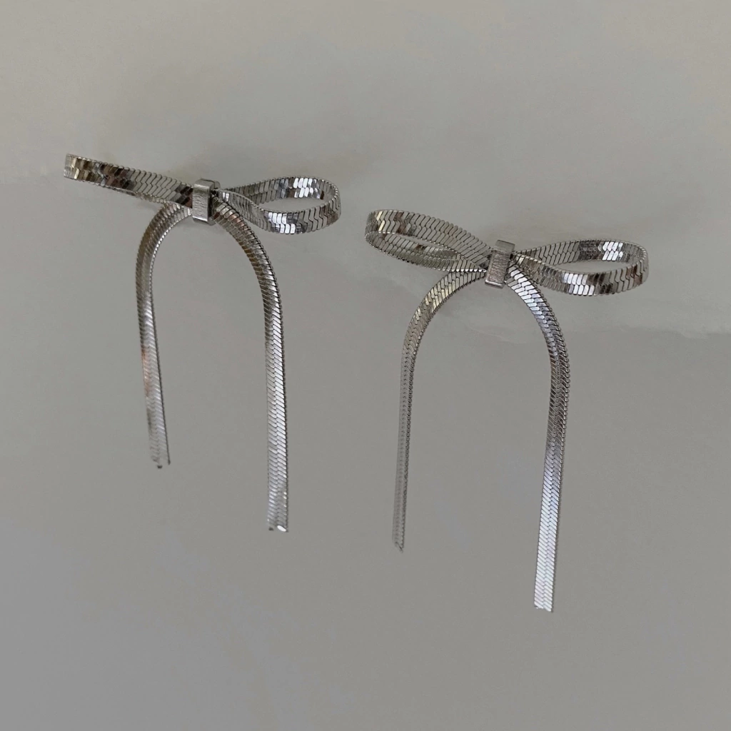 Aros Soft Bow Plateado thumbnail 3