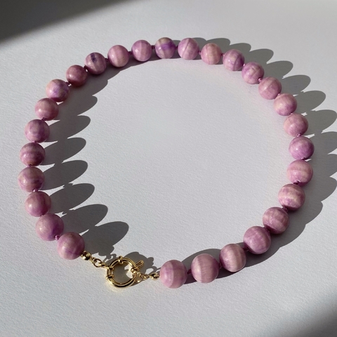 Collar Numa lila