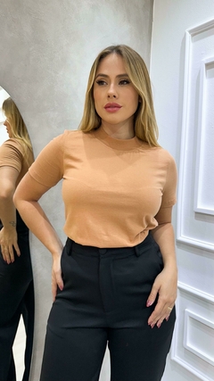 Imagem do T shirt Feminina Algodão Gola Alta Premium