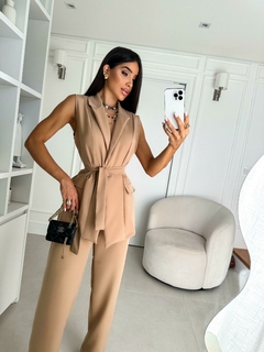 Max Colete Feminino Social Alfaiatária Forrado Faixa - Diozzi | Moda Feminina, Sapatos e Acessórios.