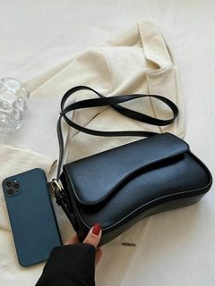 Bolsa Feminina Tranversal Baguete Minimalista Elegante na internet