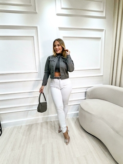 Imagem do Jaqueta Jeans Feminina Botões Encapados