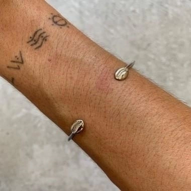 BRACELETE MINI BÚZIO PRATEADO