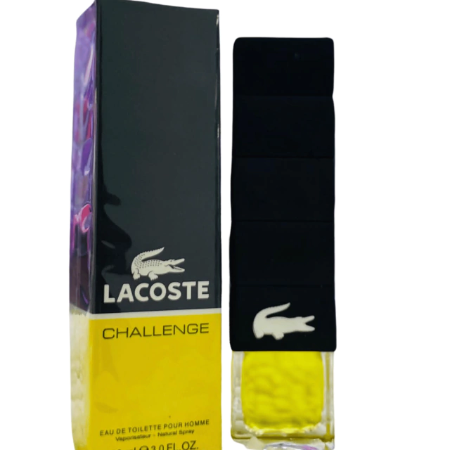 Lacoste Challenge Perfume Hombre: La Fragancia Elegante y Deportiva que Buscas Si estás buscando un perfume que combine elegancia, frescura y un toque deportivo, el Lacoste Challenge Perfume Hombre es la opción perfecta para ti. En Onlineshoppingcenterg, te ofrecemos la mejor selección de fragancias masculinas, y hoy queremos contarte todo lo que necesitas saber sobre este increíble perfume. Desde sus notas olfativas hasta su duración y precio, aquí encontrarás la información que necesitas para tomar una decisión informada.  ¿Qué hace especial al Lacoste Challenge Perfume Hombre? El Lacoste Challenge Perfume Hombre es una fragancia que representa la esencia del hombre moderno: activo, seguro y con estilo. Es ideal para el día a día, ya que su aroma fresco y cítrico lo convierte en una opción versátil para cualquier ocasión.  Este perfume pertenece a la familia olfativa aromática cítrica, lo que lo hace perfecto para hombres que buscan una fragancia ligera pero con carácter. Además, su envase elegante y minimalista refleja la personalidad sofisticada de quien lo usa.    Notas olfativas del Lacoste Challenge Perfume Hombre Uno de los aspectos más destacados de este perfume es su composición única. Aquí te detallamos sus notas olfativas:  Notas de salida: Bergamota, mandarina y cardamomo. Estas notas aportan un toque fresco y vibrante desde el primer momento.  Notas de corazón: Cedro, pimienta y lavanda. Aquí la fragancia se vuelve más intensa y masculina, sin perder su esencia deportiva.  Notas de fondo: Ámbar y musgo. Estas notas le dan un toque cálido y duradero, perfecto para prolongar su aroma en la piel.  Duración y proyección del Lacoste Challenge El Lacoste Challenge Perfume Hombre es conocido por su excelente duración y proyección. En promedio, puede durar entre 6 y 8 horas en la piel, dependiendo de factores como el clima y el tipo de piel. Su proyección es moderada, lo que significa que no abruma, pero sí deja una estela agradable a tu paso.    ¿Para quién es este perfume? Este perfume es ideal para hombres jóvenes y adultos que buscan una fragancia versátil. Es perfecto para:  Uso diario: Su frescura lo hace ideal para el trabajo, la universidad o cualquier actividad cotidiana.  Ocasiones especiales: Su elegancia lo convierte en una excelente opción para eventos formales o citas.  Amantes de los deportes: Si eres una persona activa, este perfume se adaptará perfectamente a tu estilo de vida.  Lacoste Challenge vs otros perfumes masculinos Si estás comparando el Lacoste Challenge con otras fragancias masculinas, aquí te dejamos algunas razones por las que destaca:  Frescura: A diferencia de otros perfumes más intensos, el Lacoste Challenge ofrece un aroma ligero y revitalizante.  Versatilidad: Puedes usarlo en cualquier época del año y para cualquier ocasión.  Precio: Es una opción asequible dentro de la gama de perfumes de lujo.    Opiniones de usuarios sobre el Lacoste Challenge Perfume Hombre Los usuarios destacan su frescura y duración como sus principales virtudes. Muchos lo describen como un perfume que "te hace sentir renovado" y que "atrae cumplidos". Además, su envase elegante y práctico es otro punto a favor.  ¿Dónde comprar Lacoste Challenge Perfume Hombre al mejor precio? En Onlineshoppingcenterg, te ofrecemos el Lacoste Challenge Perfume Hombre al mejor precio del mercado. Nuestra tienda online garantiza productos 100% garantizados y envíos rápidos a todo Colombia.  Si estás buscando Lacoste Challenge precio competitivo, has llegado al lugar correcto. Además, contamos con ofertas especiales y descuentos exclusivos para que puedas adquirir tu fragancia favorita sin preocuparte por el presupuesto.  ¿Por qué elegir Onlineshoppingcenterg? Productos garantizados: Todos nuestros perfumes son auténticos y cuentan con garantía de calidad.  Precios competitivos: Ofrecemos las mejores ofertas en fragancias masculinas.  Envíos rápidos: Recibe tu Lacoste Challenge Perfume Hombre en la comodidad de tu hogar.  Atención al cliente: Estamos siempre disponibles para resolver tus dudas y brindarte la mejor experiencia de compra.    ¿Vale la pena el Lacoste Challenge Perfume Hombre? Sin duda, el Lacoste Challenge Perfume Hombre es una excelente inversión para cualquier hombre que busque una fragancia fresca, elegante y duradera. Su combinación de notas cítricas y amaderadas lo convierte en un perfume único, perfecto para el día a día y ocasiones especiales.  No esperes más y compra tu Lacoste Challenge en Onlineshoppingcenterg. ¡Haz clic ahora y disfruta de la mejor fragancia masculina al mejor precio!