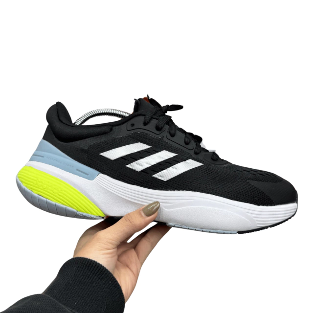 Comprar Tenis Adidas Response Super Hombre: Guía Completa y Ofertas Exclusivas. Si estás buscando comprar Tenis Adidas Response Super Hombre, has llegado al lugar correcto. En Onlineshoppingcenterg, te ofrecemos la mejor selección de estos tenis deportivos, con precios competitivos, envío rápido y garantía de calidad. A continuación, te explicamos todo lo que necesitas saber sobre los Adidas Response Super Hombre, desde sus características hasta cómo elegir la talla correcta y dónde comprarlos al mejor precio.  ¿Por qué comprar Tenis Adidas Response Super Hombre? Los Adidas Response Super Hombre son una de las opciones más populares para quienes buscan comodidad, durabilidad y estilo. Estos tenis están diseñados para corredores y personas activas, pero también son perfectos para el uso diario. Aquí te contamos sus principales beneficios:  Tecnología de amortiguación: Ideales para correr largas distancias o caminar durante horas.  Materiales de alta calidad: Duraderos y resistentes al desgaste.  Diseño moderno: Disponible en varios colores para combinar con tu estilo.  Comodidad superior: Ajuste perfecto y soporte para todo tipo de pies.    Características de los Adidas Response Super Hombre Si quieres saber más sobre los Adidas Response Super Hombre, aquí te detallamos sus características clave:  Amortiguación RESPONSE: Reduce el impacto al correr o caminar.  Plantilla Ortholite: Proporciona comodidad y frescura durante todo el día.  Suela de goma: Ofrece excelente tracción en todo tipo de superficies.  Malla transpirable: Mantiene tus pies frescos y secos.  ¿Cómo elegir la talla correcta de los Adidas Response Super Hombre? Elegir la talla correcta es esencial para disfrutar al máximo de tus Tenis Adidas Response Super Hombre. Sigue estos consejos:  Mide tu pie desde el talón hasta la punta del dedo más largo.  Consulta la tabla de tallas de Adidas disponible en nuestra tienda.  Si sueles usar plantillas, elige media talla más grande.  En Onlineshoppingcenterg, ofrecemos una guía de tallas detallada para que no tengas dudas al comprar.    ¿Dónde comprar Adidas Response Super Hombre al mejor precio? En Onlineshoppingcenterg, tenemos las mejores ofertas y descuentos en Adidas Response Super Hombre. Aquí te decimos por qué somos tu mejor opción:  Precios competitivos: Encuentra los Adidas Response Super Hombre al mejor precio.  Envío rápido y gratis: Recibe tus tenis en la puerta de tu casa sin costos adicionales.  Garantía de autenticidad: Todos nuestros productos son 100% garantizados  Ofertas exclusivas: Aprovecha descuentos especiales y promociones limitadas.  Opiniones y reseñas de los Adidas Response Super Hombre Los usuarios que han comprado los Adidas Response Super Hombre destacan su comodidad, durabilidad y diseño. Algunas opiniones incluyen:  "Perfectos para correr, muy ligeros y cómodos."  "Los uso todos los días y no me han defraudado."  "Excelente relación calidad-precio."    Preguntas frecuentes sobre los Adidas Response Super Hombre 1. ¿Para qué sirven los Adidas Response Super Hombre? Estos tenis son ideales para correr, caminar o usar en el día a día. Su tecnología de amortiguación los hace perfectos para actividades físicas.  2. ¿Cómo lavar los Adidas Response Super Hombre? Lávalos a mano con agua fría y un jabón suave. Evita la lavadora para mantener su durabilidad.  3. ¿Qué colores están disponibles? En Onlineshoppingcenterg, ofrecemos los Adidas Response Super Hombre en varios colores, como negro, azul, gris y rojo.  4. ¿Tienen garantía? Sí, todos nuestros productos incluyen garantía de fábrica.  Ofertas y descuentos en Adidas Response Super Hombre No te pierdas nuestras promociones exclusivas en Adidas Response Super Hombre. En Onlineshoppingcenterg, encontrarás:  Descuentos especiales: Ahorra hasta un 30% en tu compra.  Envío gratis: Para compras superiores a $50.  Outlet Adidas Response Super Hombre: Tenis de temporadas anteriores a precios increíbles.    ¿Por qué comprar en Onlineshoppingcenterg? Si buscas comprar Tenis Adidas Response Super Hombre, en Onlineshoppingcenterg te ofrecemos la mejor experiencia de compra. Con precios bajos, envío rápido y garantía de calidad, somos tu tienda de confianza.  ¡No esperes más! Visita nuestra tienda online y encuentra tus Adidas Response Super Hombre al mejor precio. ¡Haz tu pedido hoy y recíbelo en pocos días!