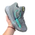 Comprar Tenis Nike Kyrie Irving 3 Mujer.
Si estás buscando los mejores tenis Nike Kyrie Irving 3 mujer, has llegado al lugar indicado. En Onlineshoppingcenterg, encontrarás una amplia selección de este modelo icónico diseñado para quienes aman el balonces