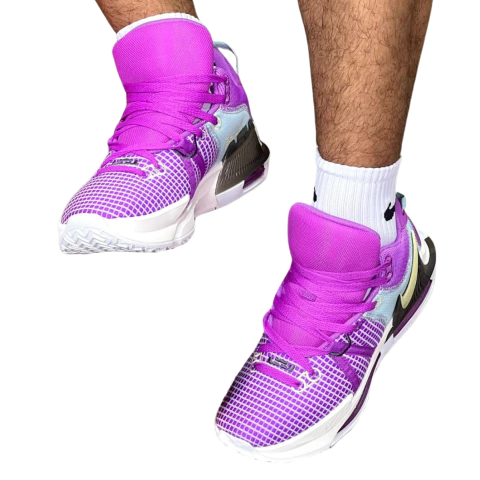 TENIS NIKE LEBRON JAMES BOTAS