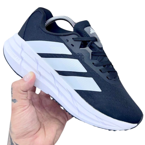 Comprar Zapatillas Adidas Repetitor 2.0 Sneaker Running Hombre Shoes en Onlineshoppingcenterg.
Si buscas un calzado ideal para correr y lucir increíble, comprar Zapatillas Adidas Repetitor 2.0 Sneaker Running Hombre Shoes es la elección perfecta. En Onlin