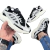 Comprar Zapatillas Adidas Ozmillen Adiplus Hombre.
En Onlineshoppingcenterg, entendemos que quieres lo mejor al momento de comprar zapatillas Adidas Ozmillen Adiplus hombre. Estas zapatillas no solo destacan por su estilo moderno y versátil, sino también 