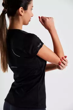 Remera Chañi Negro Eurosport - lasmarquezas