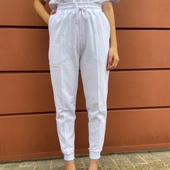 Calça de moletom com elástico na internet