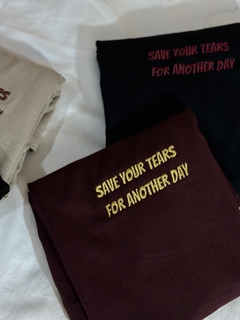 CAMISETA SAVE YOUR TEARS