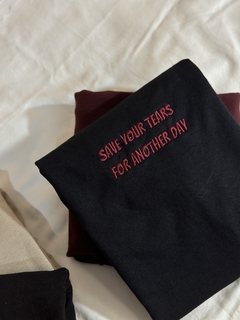 Imagem do CAMISETA SAVE YOUR TEARS