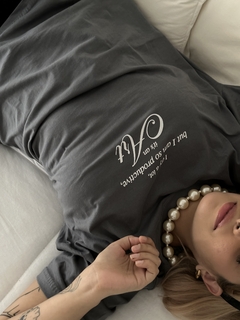 camiseta Taylor Swift - I cry a lot, but I am so productive, it's an art - comprar online