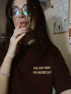 CAMISETA SAVE YOUR TEARS