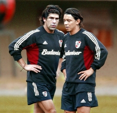 Buzo River Plate 2003/2004 negro