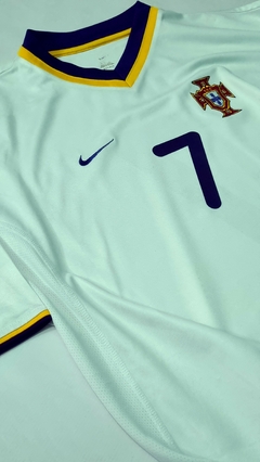 Imagem do Portugal 2000 (home) - Figo #7
